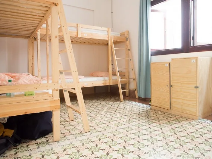 Dormitorio mixto en Las Palmas 1